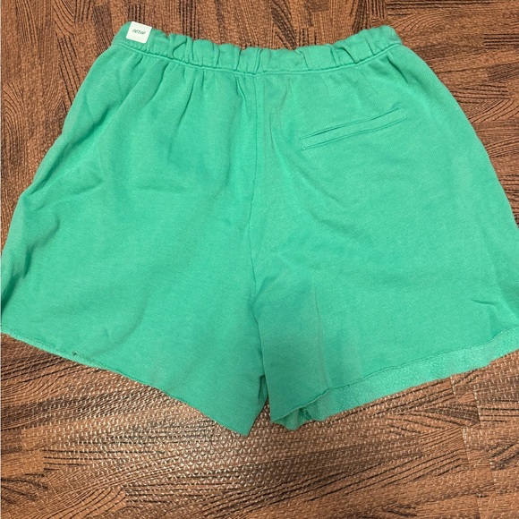 Hi-Rise Sweatshort - Picture 2 of 4